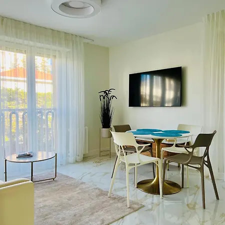 Sunny Riviera - Walk To - Terrace - *