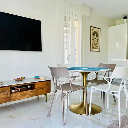 Апартаменты Sunny Riviera - Walk To - Terrace - Антиб