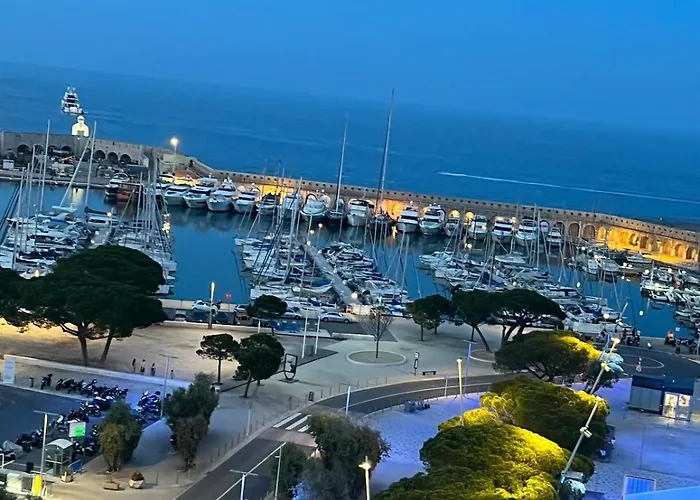 Sunny Riviera - Walk To - Terrace - Апартаменты Антиб