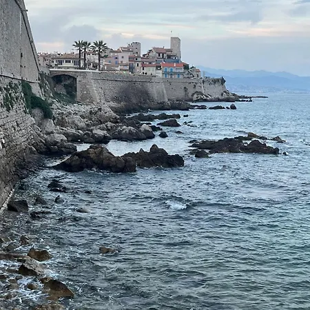 公寓 Sunny Riviera - Walk To - Terrace -