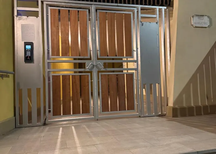 公寓 Sunny Riviera - Walk To - Terrace - *