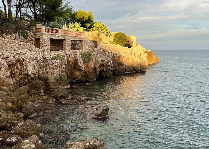 Sunny Riviera - Walk To - Terrace - Antibes